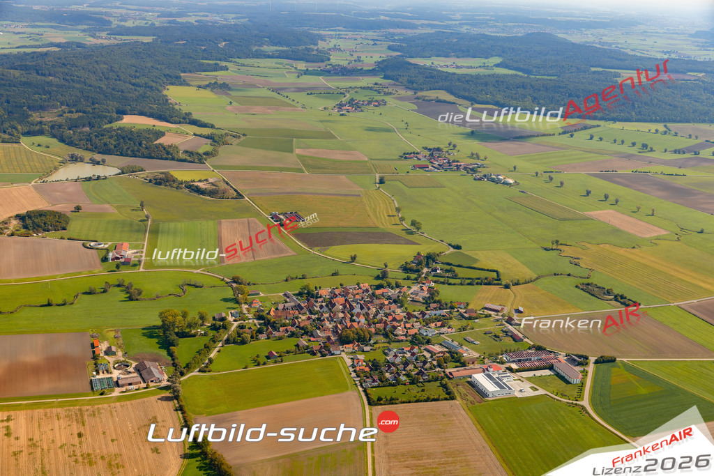 Schöne Luftaufnahme Binzwangen Colmberg - Die Luftaufnahme wurde 2025 vom Flugzeug heraus erstellt ( keine Drohne ) - Hochauflösende Luftaufnahme - für professionelle Ausdrucke geeignet. Die Geschenkidee !Mit Lizenz und Bildrechte bestellbar