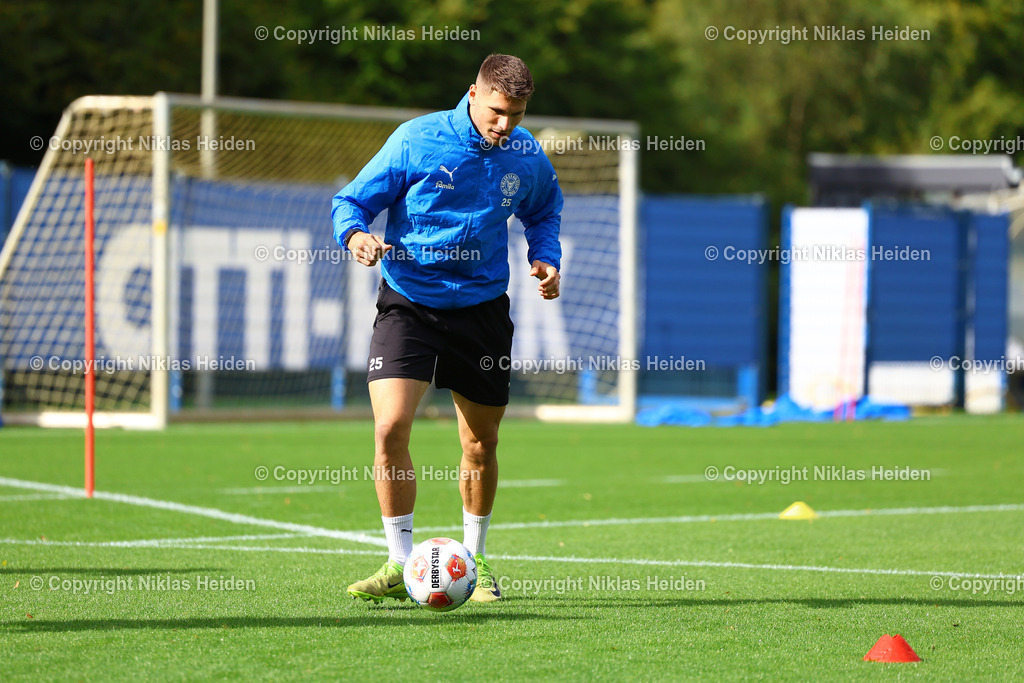 NH_HolsteinKiel_Training_16092025 | #25 Marcus Müller (Holstein Kiel)Fußball I Herren I Training I Saison 2025-2026 I Holstein Kiel I 16.09.2025 I Citti-Fußballpark