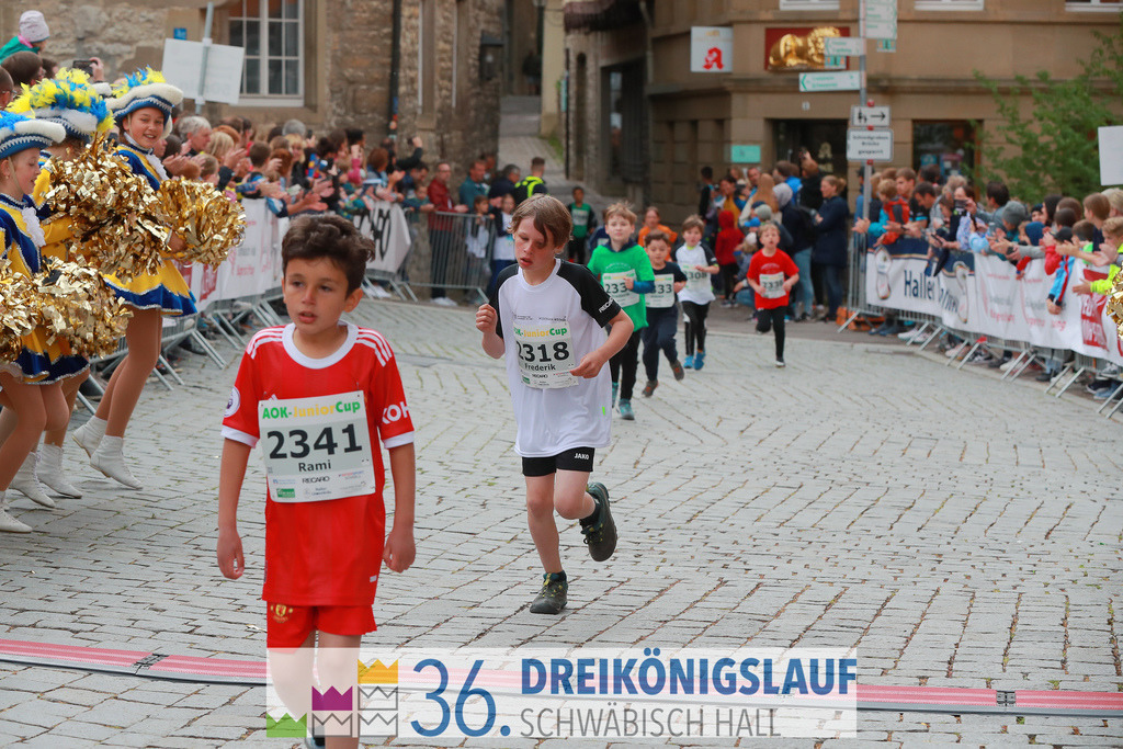 AOK Junior Cup 400m | 3Königslauf 2022 AOK Junior Cup 400m - Realisiert mit Pictrs.com