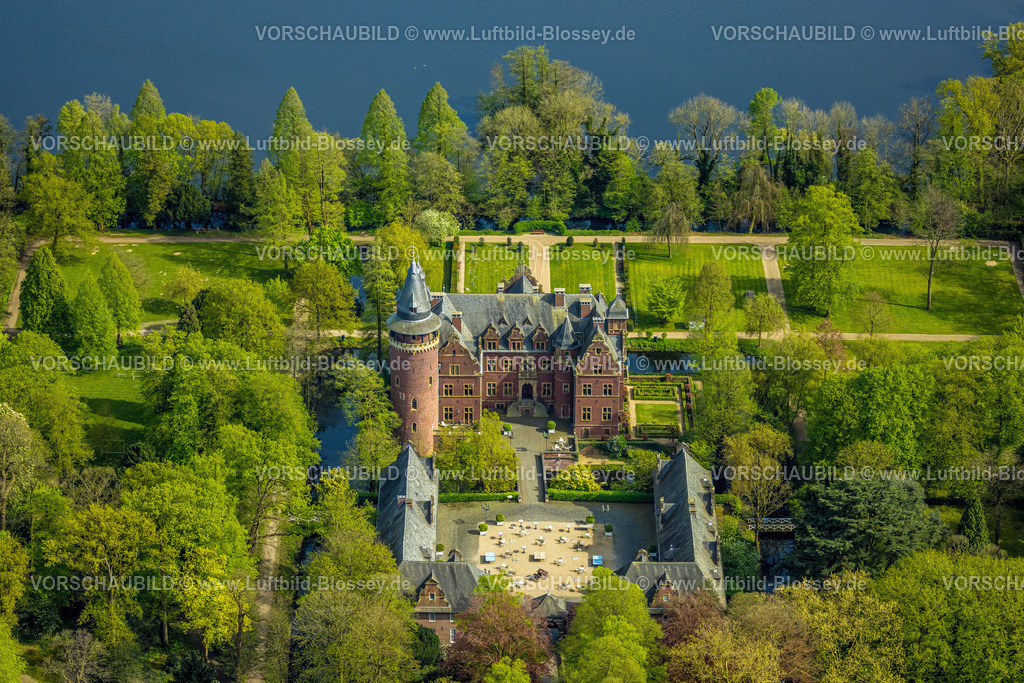 Nettetal240402884KrickenbeckerSeen | Luftbild, Schloss Krickenbeck, Naturschutzgebiet umgeben von Seen und Waldgebiet, Leuth, Nettetal, Niederrhein, Nordrhein-Westfalen, Deutschland