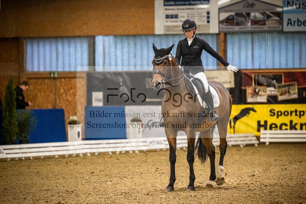 DOS_0201 | Entdecke hochwertige Reitturnierfotos von Foto Oger. Professionell, emotional und authentisch – jetzt Lieblingsmomente im Shop bestellen. - Realisiert mit Pictrs.com