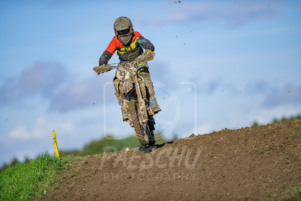 BYR85 (468) | Paeschuphoto Shop - Wer nicht sucht der auch nicht findet.Ob Motocrossbilder oder von einem besuchtem Spiel, Hauptsache Action. - Realisiert mit Pictrs.com