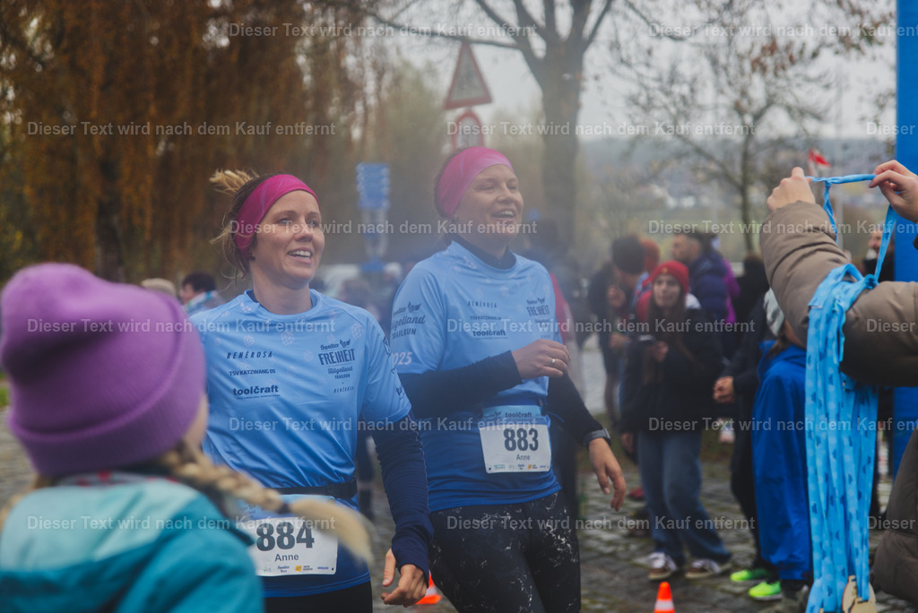 cineathletes-huegelland-2025-11-09-13-05-08 | Sportfotografie rund um Obstacle Course Racing und Trail Run - Realisiert mit Pictrs.com