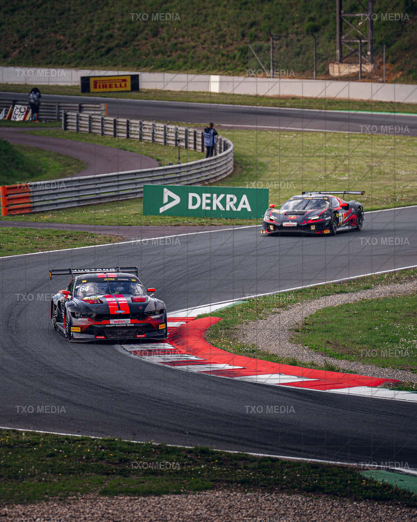_TXM5551 | Exklusive Motorsport-Fotografie aus Leipzig von TXO Media – für Rennfahrer, Teams & Sponsoren. Sausemuth liefert starke Bilder, die Emotion zeigen. Jetzt buchen & glänzen! - Realisiert mit Pictrs.com