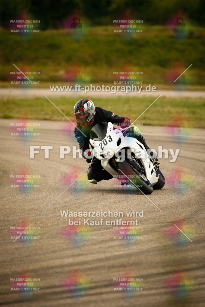 _MOT8034 | Hier findet Ihr Bilder von Touristenfahrten auf der Nürburgring Nordschleife oder von anderen Veranstaltungen die ich besucht habe. Viel Spass beim Durch Schauen 