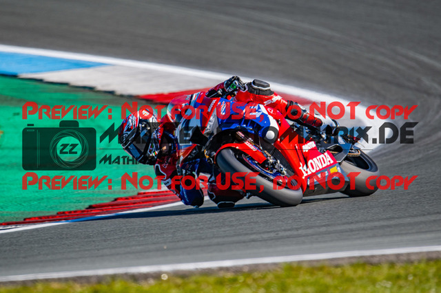 MaZZes_Fotomatrix-220422-93734 | Fotograf Mathias Schmid
Sportfotograf,
Eventfotograf,
Hochzeitsfotograf,
Portraitfotograf