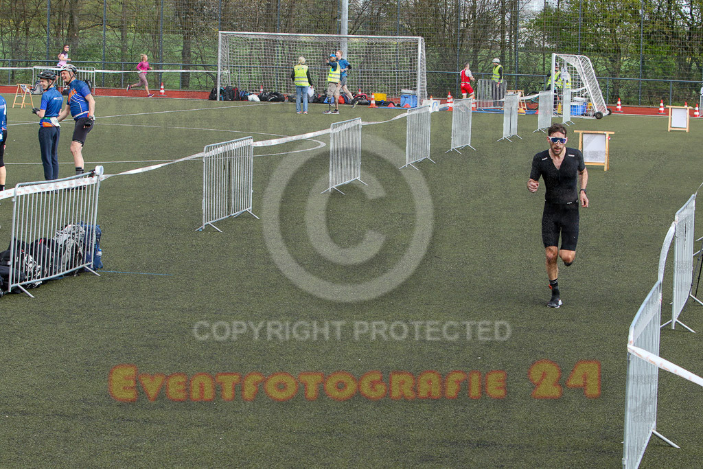 230423_0926_EV8_7450 | Sportfotografie im Rhein-Sieg Kreis, Köln, Bonn, NRW, Rheinland Pfalz, Hessen, etc. Unser Tätigkeitsfeld umfasst den Laufsport vom Volkslauf über den Marathon, Duathlon, Triathon bis zum Ultralauf wie Kölnpfad Ultra oder Schindertrail.