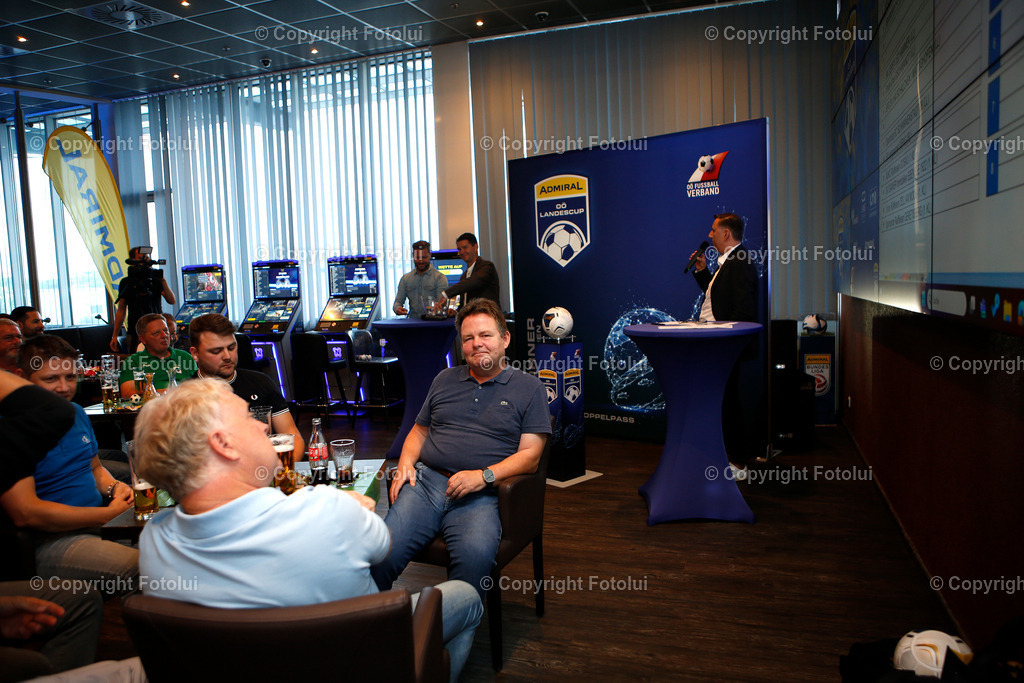 A_LUI_030724_39 | bilder, linz, photo, foto, fussball, sport, fotolui, bundesliga