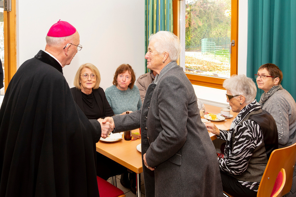 Festmesse-104 | Fotodoku der Festmesse anläßlich der Seligsprechung von Maria Theresia LEDOCHOWSKA 1975, zelebriert von Altbischof DDr. Klaus Küng und Pfarrer Mag. Zenon PAJAK in der Pfarrkirche Loosdorf. 