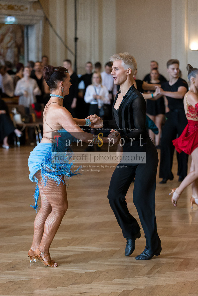 IMG_2855 | Tanzsportbilder, Standardtanz, Lateintanz, WDSF, DTV, LTVB, dancecomp, goc, hessen tanzt, blaues band der spree, walzer, tango, wiener walzer, slowfox, quickstepp, samba, rumba, cha-cha-cha, paso doble. jive, hd-kroft photography, turniertanzsport