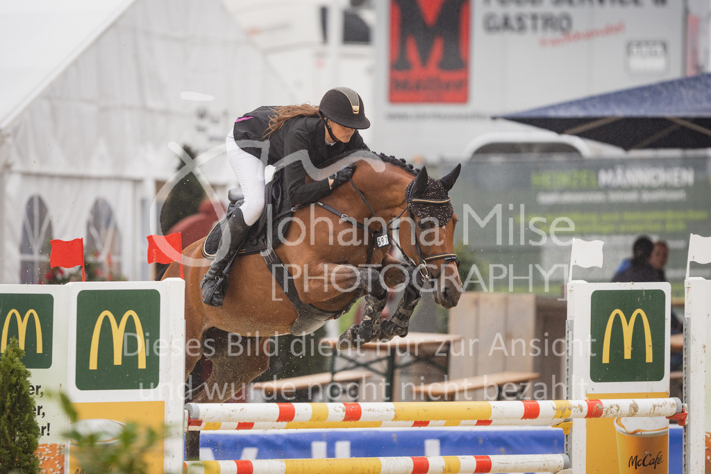 230727_BHO_M1-Spr_2-533 | Deine schönsten Turniermomente als professionelle Fotos! Entdecke hochwertige Pferdesport-Fotografie im Online-Shop. Jetzt Fotos finden & bestellen!