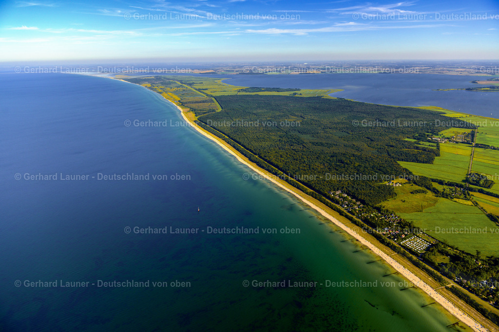 3638227 | Nationalpark Vorpommersche Boddenlandschaft, ZINGST 25.08.2016 Küsten- Landschaft am Sandstrand der in Zingst an der Ostseeküste im Bundesland Mecklenburg-Vorpommern, Deutschland.