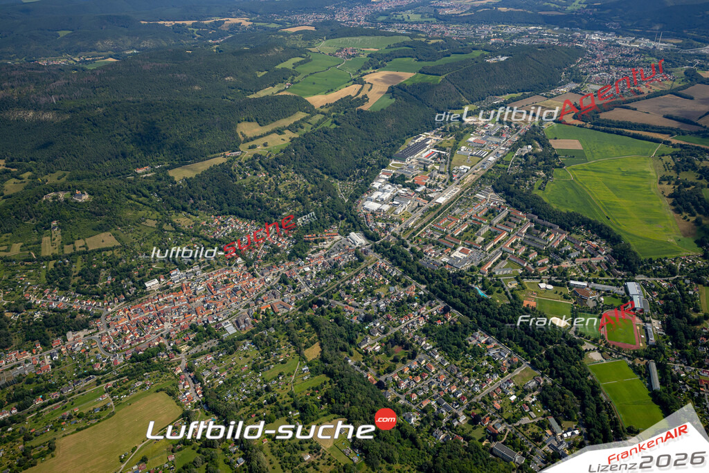Das Luftbild zeigt :  Bad Blankenburg - Die Luftaufnahme wurde 2024 vom UL-Flugzeug aus erstellt ( keine Drohne ) - Hochauflösende Luftaufnahme - Für grossformatige Ausdrucke geeignet. Die Geschenkidee !Mit Lizenz und Bildrechte bestellbar
