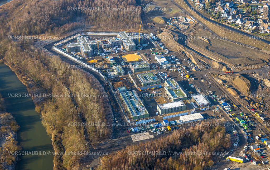 Luenen260100042 | Luftbild, Gelände der ehemaligen Zeche Victoria,  Baustelle und Sanierung für einen Landschaftspark Viktoria für die IGA Gartenausstellung 2027, Neubau einer Forensik-Klinik, Lünen, Ruhrgebiet, Nordrhein-Westfalen, Deutschland