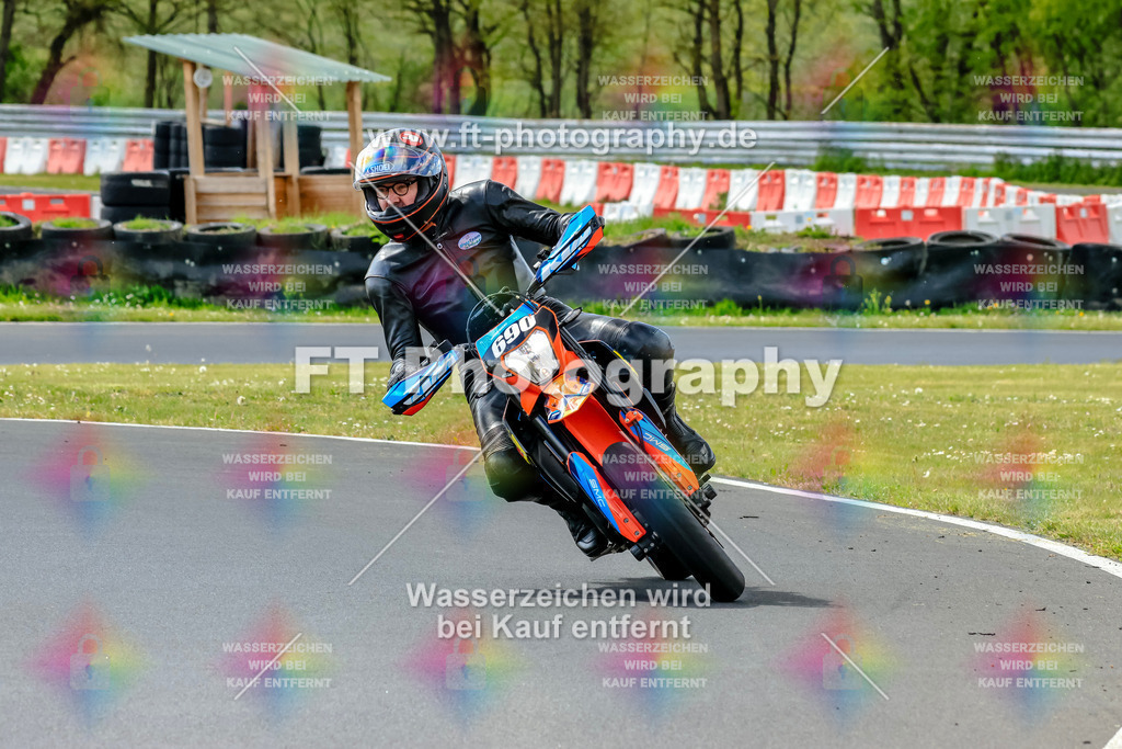 _OTO2563 | Hier findet Ihr Bilder von Touristenfahrten auf der Nürburgring Nordschleife oder von anderen Veranstaltungen die ich besucht habe. Viel Spass beim Durch Schauen 