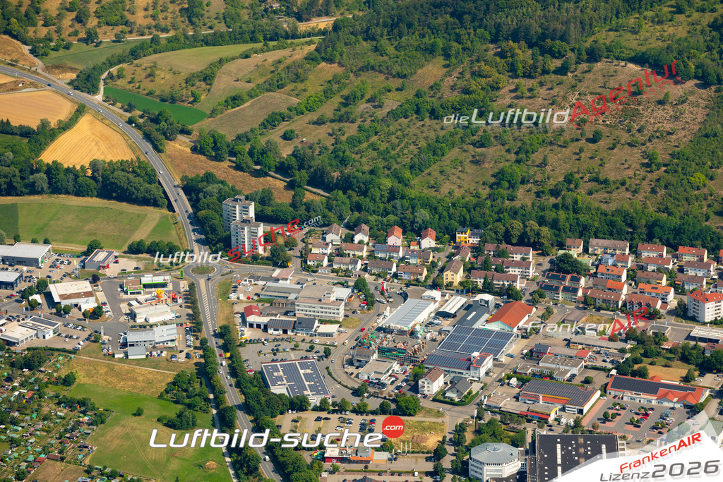 Das Luftbild zeigt : Max-Eyth-Straße Bad Mergentheim - Die Luftaufnahme wurde 2023 vom UL-Flugzeug aus erstellt ( keine Drohne ) - Hochauflösende Luftaufnahme - Für grossformatige Ausdrucke geeignet. Die Geschenkidee !Mit Lizenz und Bildrechte bestellbar