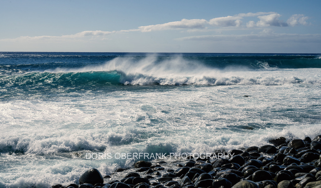 Here comes the wave II | Madeira: Here comes the wave II - Realisiert mit Pictrs.com