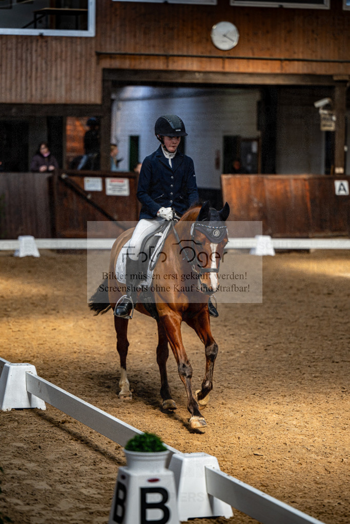20240310-DOS_0909 | Entdecke hochwertige Reitturnierfotos von Foto Oger. Professionell, emotional und authentisch – jetzt Lieblingsmomente im Shop bestellen.Deutschlandweite Turnierfotografie. - Realisiert mit Pictrs.com