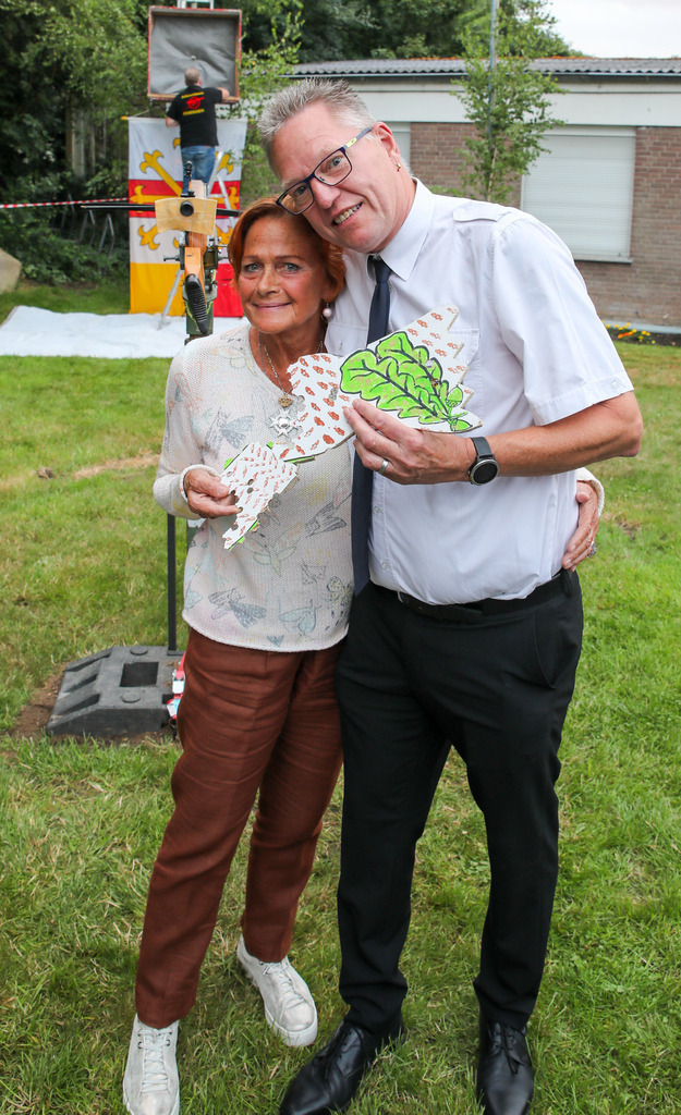 top-top.de-250627-124 | Foto, Video, Fotografie, Videografie, Fotobox, DJ, Discjockey, Musik, Musikbox, Veranstaltung, Photobooth, Amazon, Ebay, Buchtipp, Bestseller, Autor, Verlag, Buch, Wesel, Hamminkeln, NRW, Dinslaken, Rees, Drohne, Hochzeit, Party, Fotobox, Wesel, Fotograf