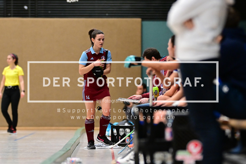 Hockey I Frauen I Halle 2024-2025 I 1. Bundesliga Nord I 7. Spieltag I Großflottbeker THGC - UHC Hamburg I 034319 | Der Sportfotograf. - Realisiert mit Pictrs.com