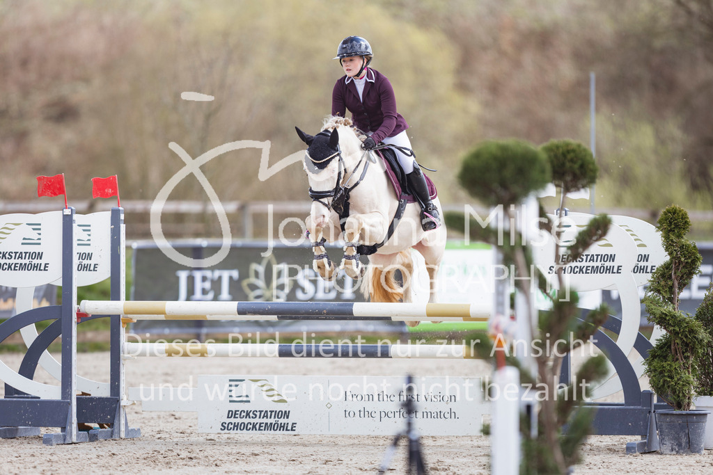 260404_Fruehlingsfest_Stil-A-460 | Deine schönsten Turniermomente als professionelle Fotos! Entdecke hochwertige Pferdesport-Fotografie im Online-Shop. Jetzt Fotos finden & bestellen!