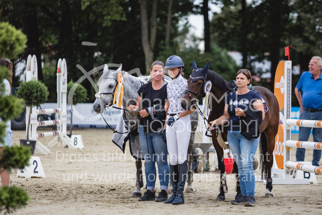 230824_Delbrueck_PonyTrophy-366 | Deine schönsten Turniermomente als professionelle Fotos! Entdecke hochwertige Pferdesport-Fotografie im Online-Shop. Jetzt Fotos finden & bestellen!