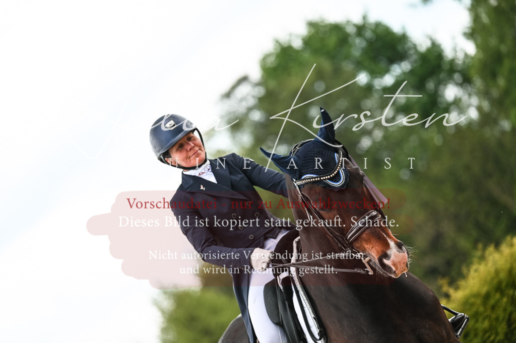 20230514_JK-Röhrsdorf-20-298 | Pferde- und Turnierfotografie in Westsachsen. Pferdeportraits, Auftragszeichnungen und intuitive Kunst.