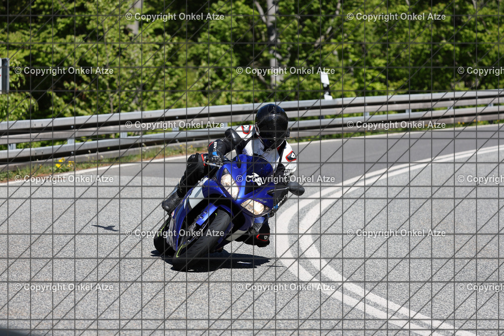 IMG_9750 | Fotograf am Kyffhäuser. Onkel Atze. Kyffhäuser Rennstrecke. Café36. Motorsportfotografie. - Realisiert mit Pictrs.com