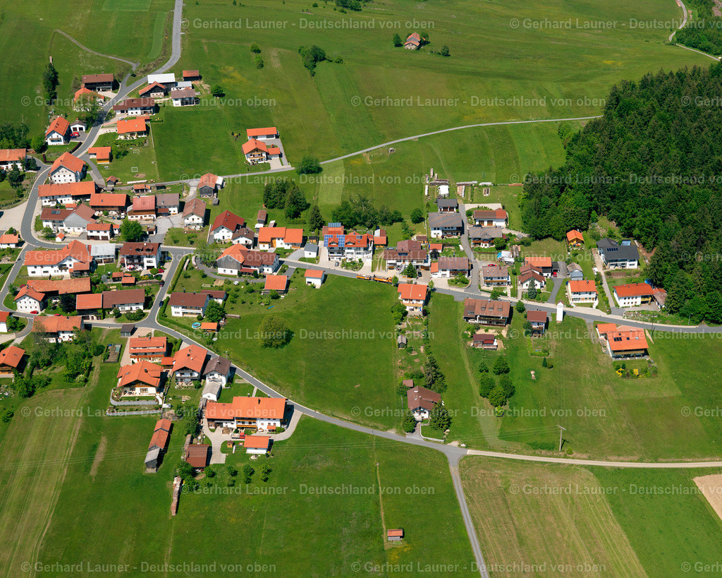 2724892 | Allhartsmais