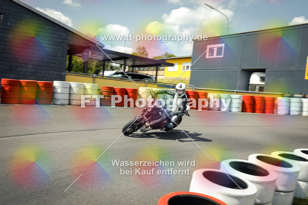 OBK_Mai_Volker_Adam-10940 | Hier findet Ihr Bilder von Touristenfahrten auf der Nürburgring Nordschleife oder von anderen Veranstaltungen die ich besucht habe. Viel Spass beim Durch Schauen 