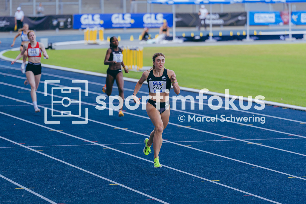 DM U23 U18 Bochum 2026 | Lena Leege (SCC Berlin) bei den Deutschen Meisterschaften der U18 &amp; U23 2026 im Lohrheidestadion in Bochum-Wattenscheid. - Realisiert mit Pictrs.com