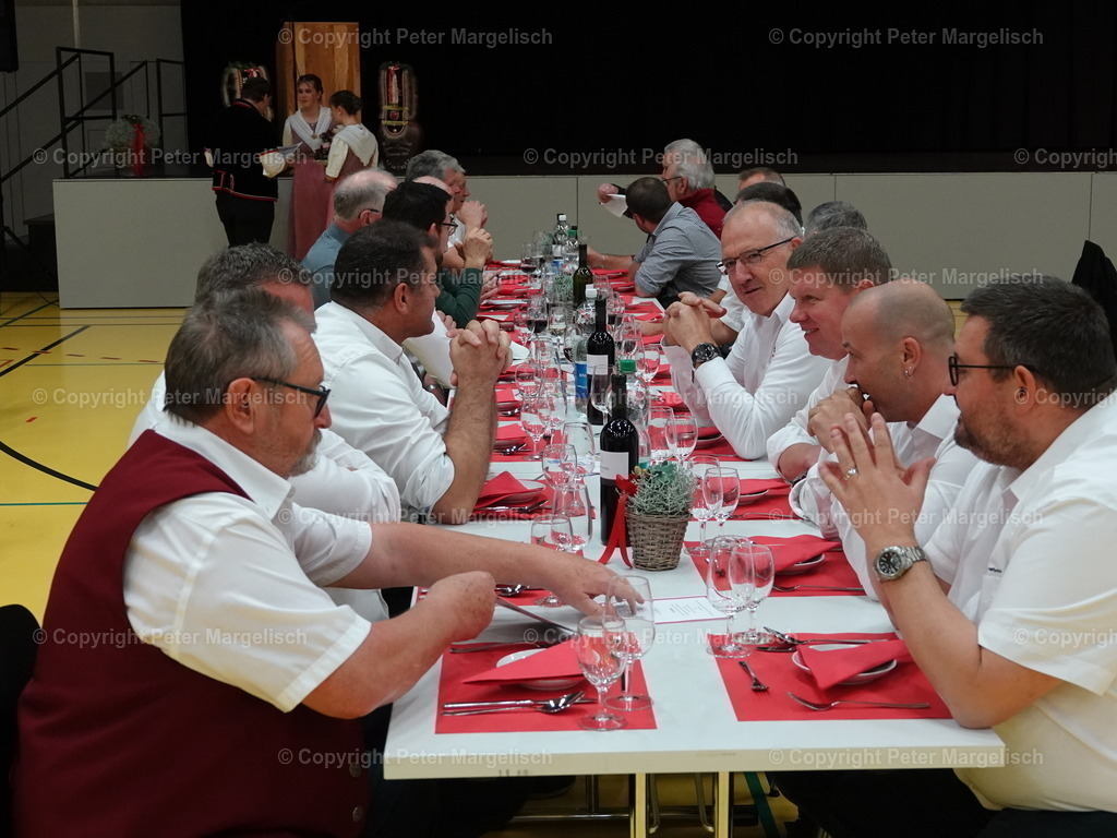 DSC05912 | Schwingen - Realisiert mit Pictrs.com