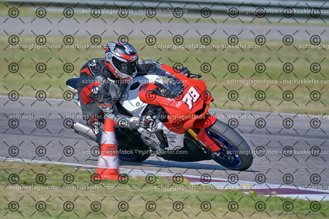 26BT02-0037 | markuskiefer.com - Realisiert mit Pictrs.com