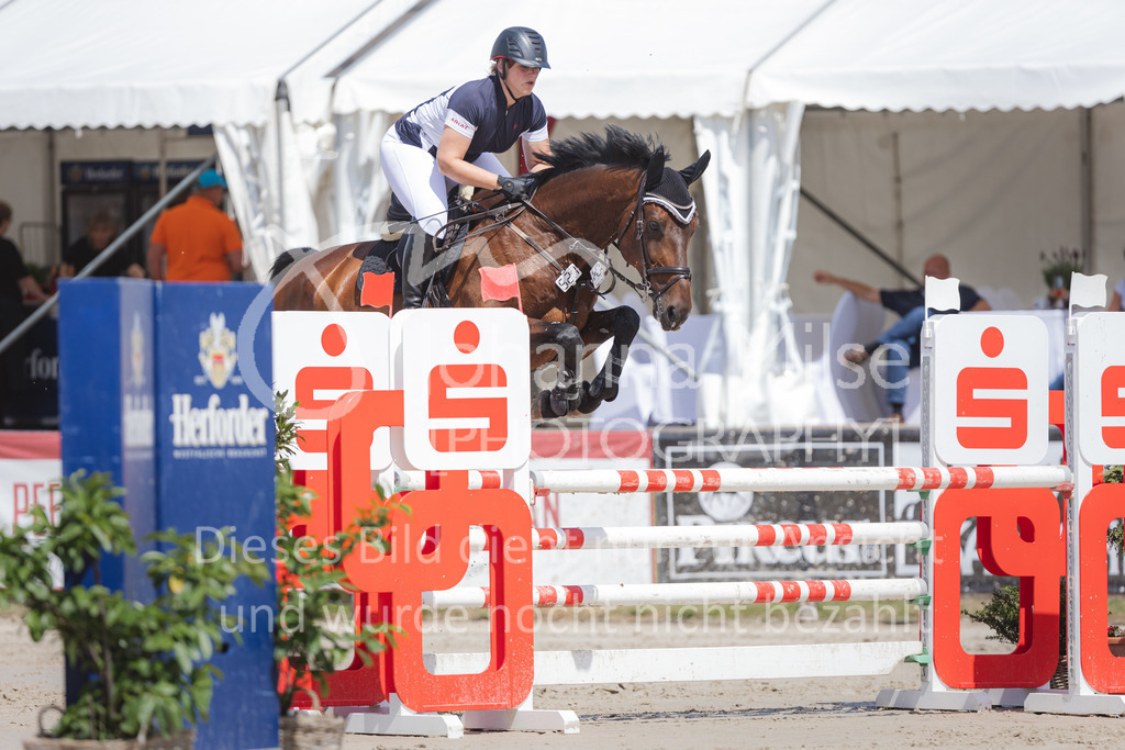 220612_LüPfSpTa_Punkte-L-549 | Lützower Pferdesporttage
Punktespringprüfung Kl.L mit Joker geschlossen
12.06.2022