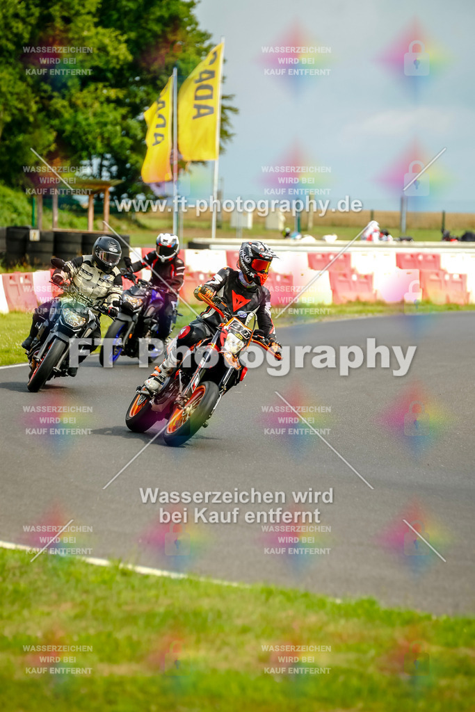 VBK-4510 | Hier findet Ihr Bilder von Touristenfahrten auf der Nürburgring Nordschleife oder von anderen Veranstaltungen die ich besucht habe. Viel Spass beim Durch Schauen 