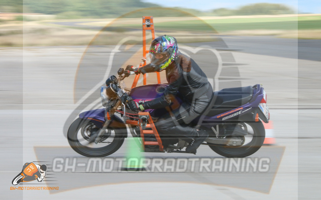 IMG_1978 | gh-motorradtraining-foto.de - Realisiert mit Pictrs.com