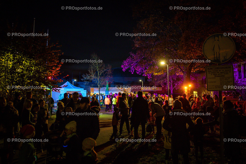 Computacenter Martinslauf Sindorf 2022 in Kerpen-Sindorf, 10.11.2022 | Impressionen vom Computacenter Martinslauf Sindorf 2022 am 10.11.2022 in Kerpen-Sindorf (Nordrhein-Westfalen).