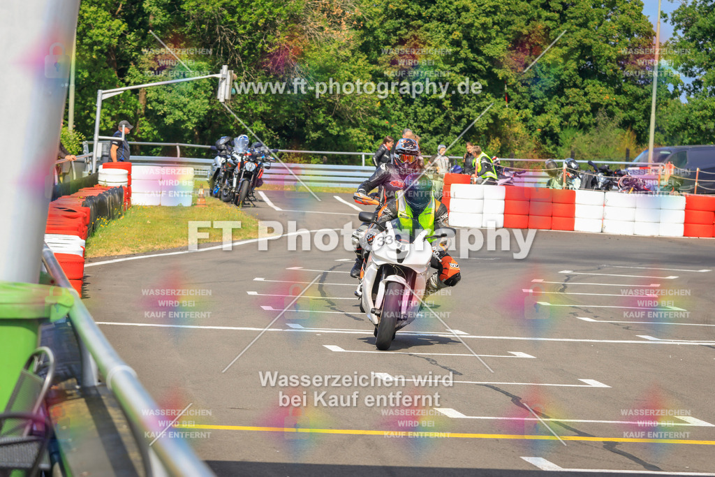 _DSK2217 | Hier findet Ihr Bilder von Touristenfahrten auf der Nürburgring Nordschleife oder von anderen Veranstaltungen die ich besucht habe. Viel Spass beim Durch Schauen 