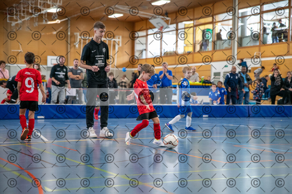 20231126_FCR_Hallenturnier_G_049 | Sport und Naturfotografie von Roberto Esposito zeigt echte Momente Bewegung und die Schönheit der Natur. Ausdrucksstarke Bilder schaffen Emotionen.