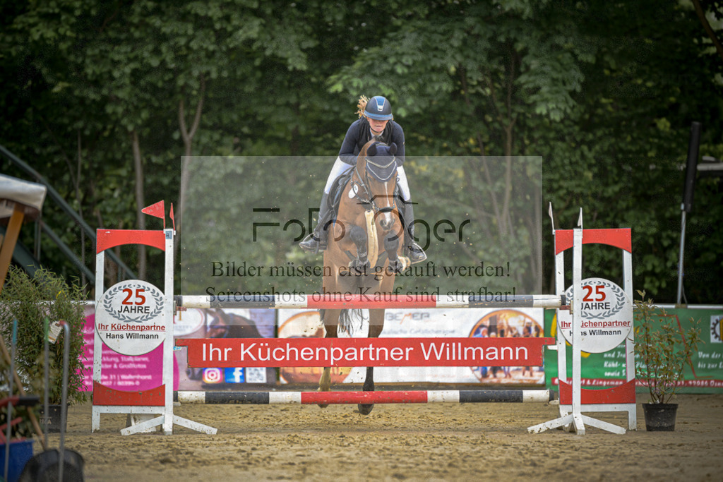 20240505-DOS_8474 | Entdecke hochwertige Reitturnierfotos von Foto Oger. Professionell, emotional und authentisch – jetzt Lieblingsmomente im Shop bestellen.Deutschlandweite Turnierfotografie. - Realisiert mit Pictrs.com
