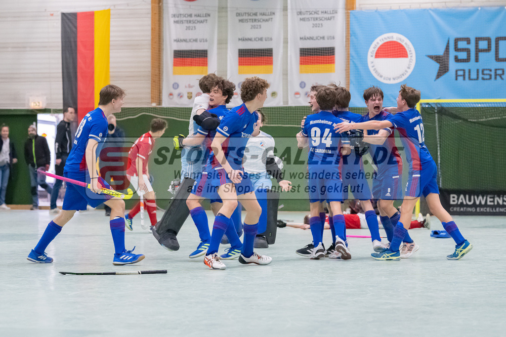 HK_20230305_106337 | Deutsche Meisterschaft MU16 Finale Mannheimer HC - Rot-Weiss Köln / Ehrungen am 5.3.2023 RWK, Köln ,