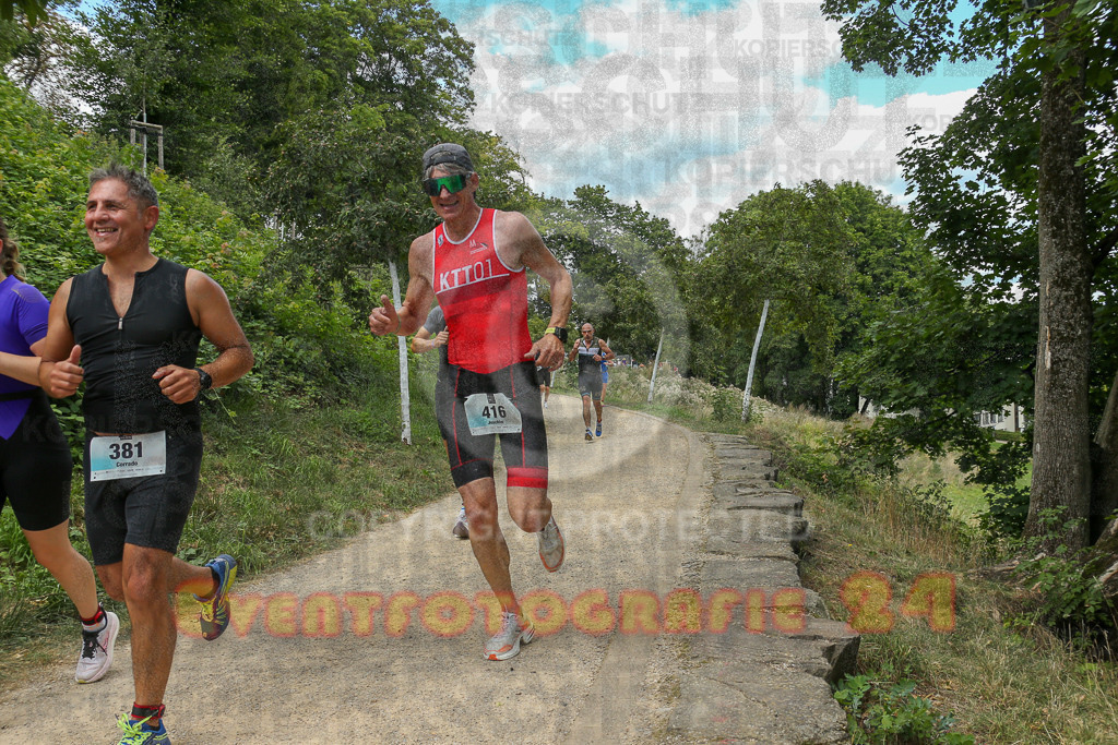 250824_1344_EX1_3460 | Sportfotografie im Rhein-Sieg Kreis, Köln, Bonn, NRW, Rheinland Pfalz, Hessen, etc. Unser Tätigkeitsfeld umfasst den Laufsport vom Volkslauf über den Marathon, Duathlon, Triathon bis zum Ultralauf wie Kölnpfad Ultra oder Schindertrail.