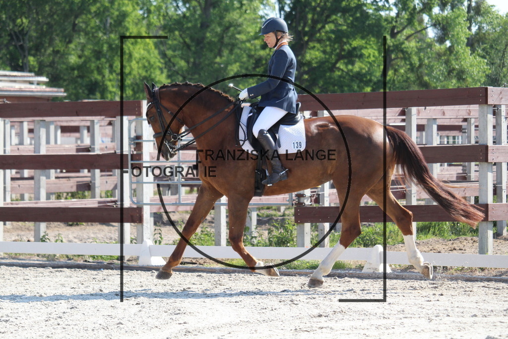 IMG_2407 | franziskalange - Realisiert mit Pictrs.com