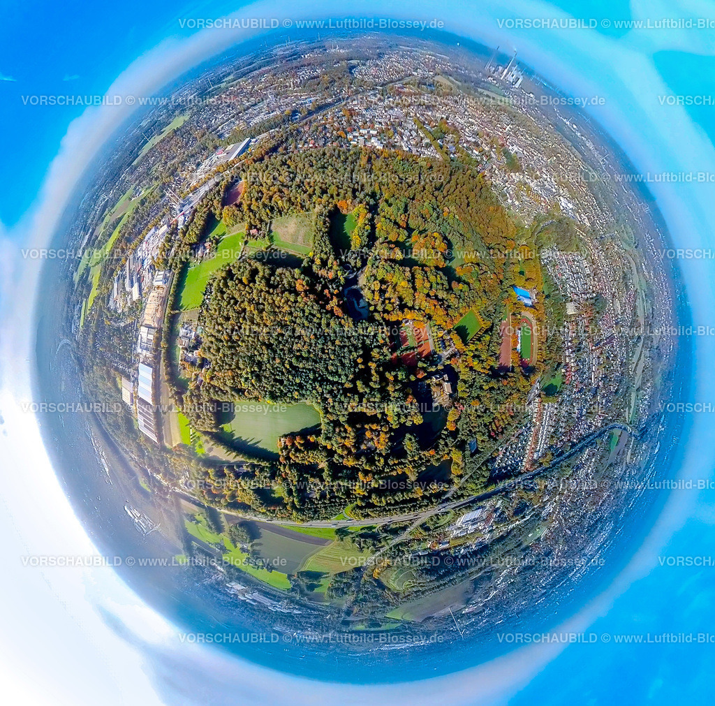 Gladbeck20221006_1Wittringen4 | Luftbild, Wasserschloss Wittringen, Herbstfarben, Fisheye Aufnahme, Fischaugen Aufnahme, 360 Grad Aufnahme, Butendorf, Gladbeck, Fisheyeaufnahme, Ruhrgebiet, Nordrhein-Westfalen, Deutschland