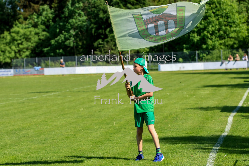 993T1220 | Medien- Sport- Entertainmentfotos