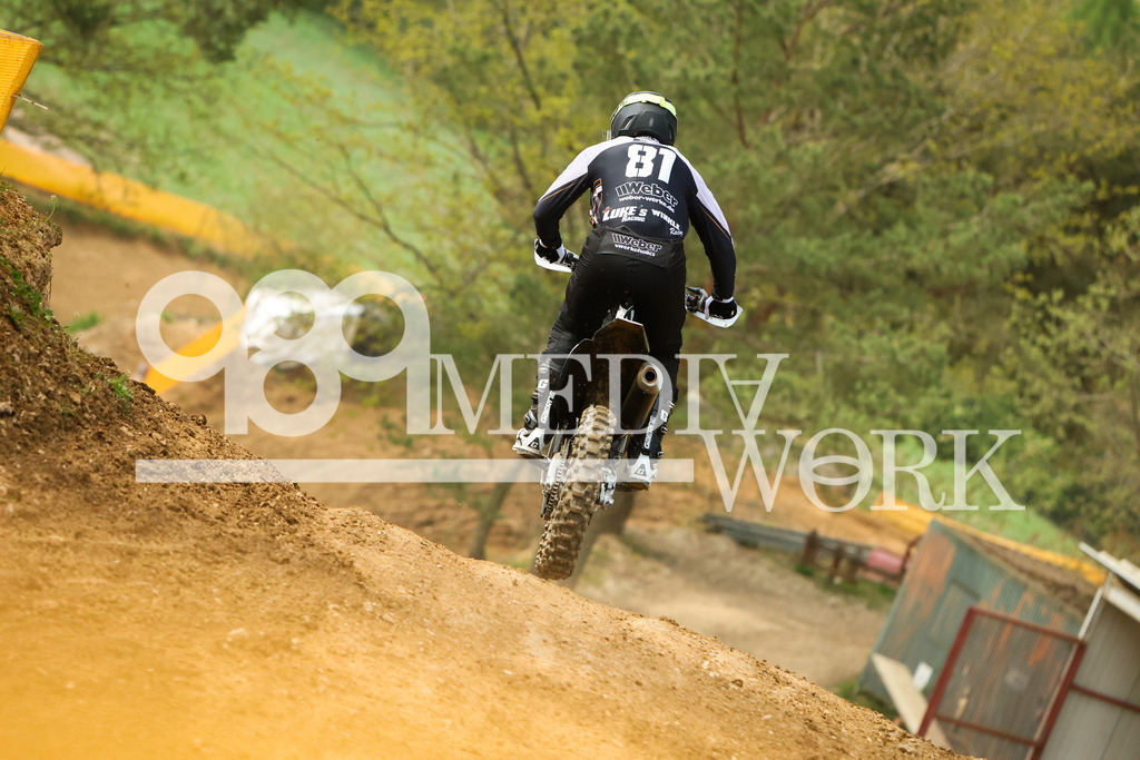 5E6A9982 | 989 MEDIAWORK