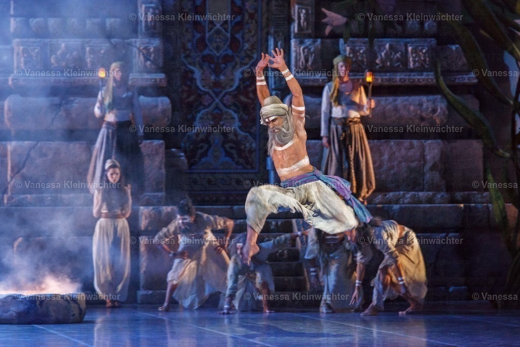  Ballett "La Bayadère" (Fotoprobe) in der Staatsoper unter den Linden | Berlin, 02.11.2018: Fotoprobe des Balletts "La Bayadere" in der Staatsoper Unter Den Linden.  - Realisiert mit Pictrs.com
