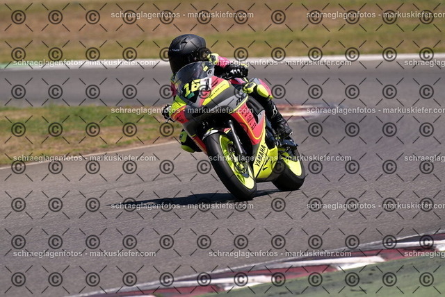 26bt04-1285 | markuskiefer.com - Realisiert mit Pictrs.com
