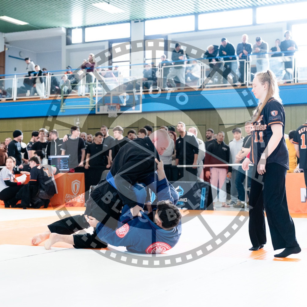20251122PBB11195 | Athletes compete during the Grappling Industries Berlin Jiu-Jitsu and Grappling Championship, on November 22, 2025 in Berlin, Germany. © photoblackbelt