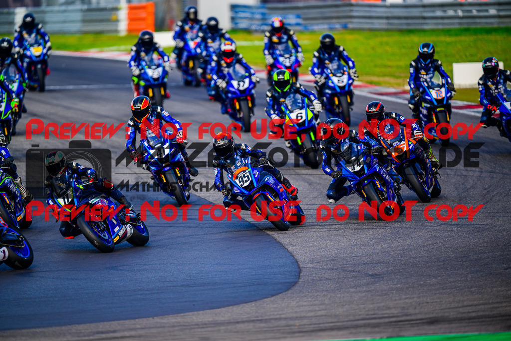 MaZZes_FotoMatrix_240901_6007705_9661 | R7